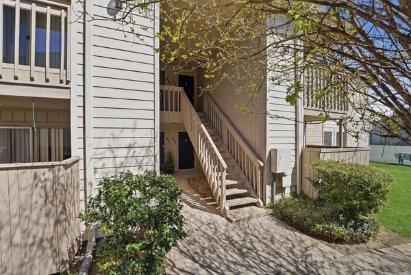 $115,000 | 3919 Fairmont Parkway, Unit 227, Pasadena, TX 77504