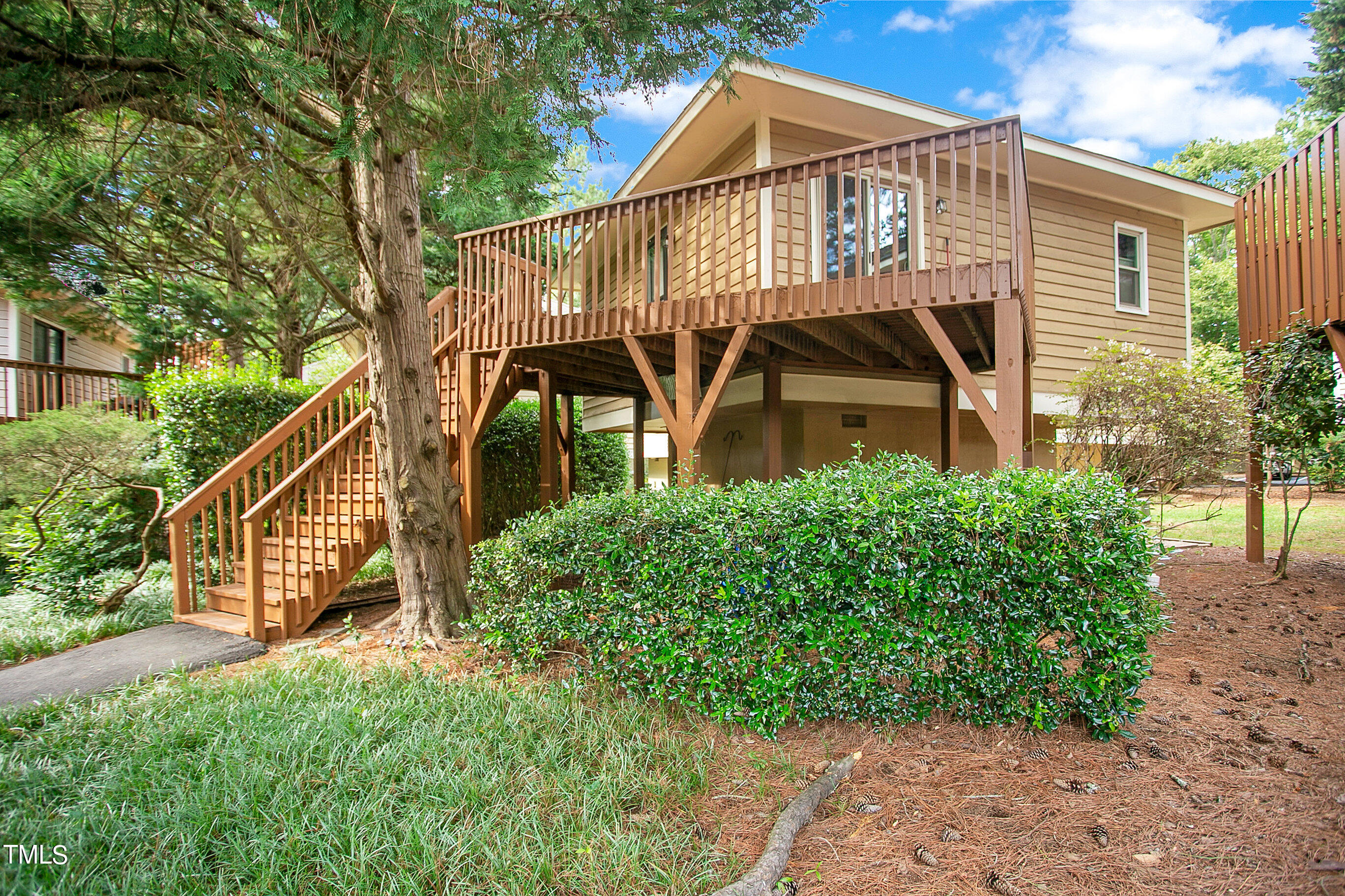 3443 Mill Raleigh Nc 27612 Raleigh, NC 27612 - Photo 1 of 23 017_trevisuality_3443_mill_run-17_514