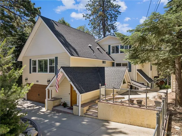 $899,000 | 26355 Augusta Drive, Lake Arrowhead, CA 92352