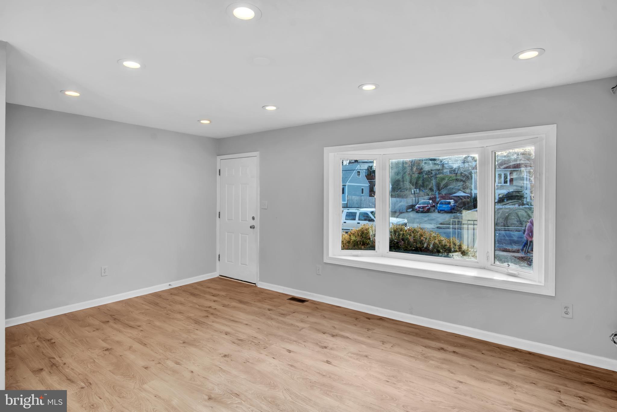 14995 Alaska Road Woodbridge, VA 22191 - Photo 22 of 42 Gallery Image 22
