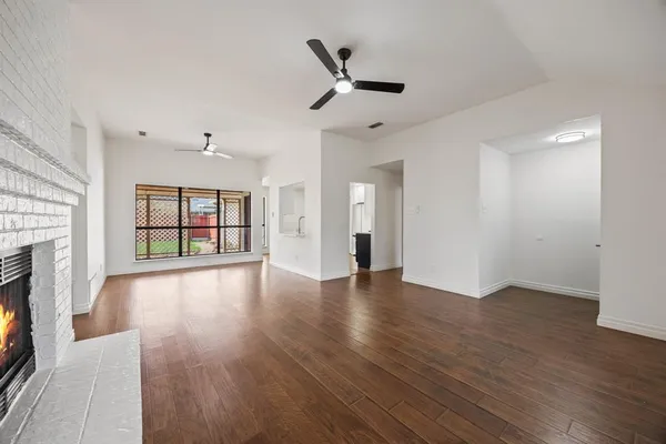 $2,350 | 7214 Aberdeen Drive, Rowlett, TX 75089