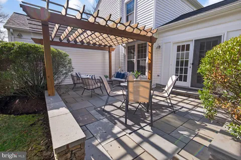 a view of a bench in a park