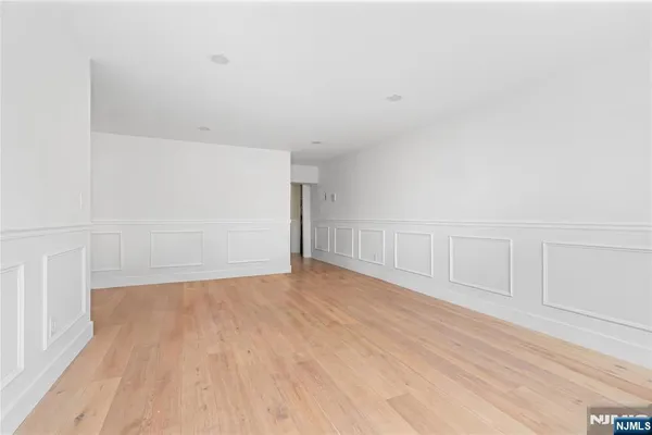 $299,000 | 25 Jefferson Street, Unit 4E, Hackensack, NJ 07601