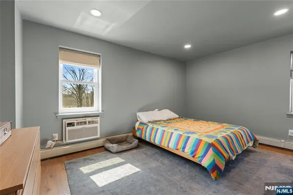 $299,000 | 25 Jefferson Street, Unit 4E, Hackensack, NJ 07601