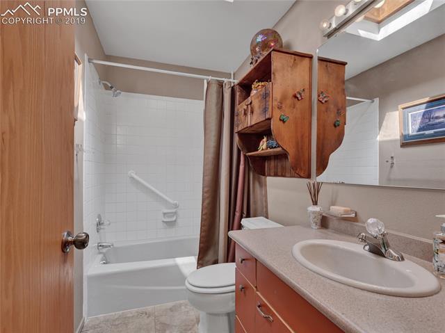 8725 Ute Road Cascade, CO 80809 - Photo 25 of 35 Full bath on the uppper level