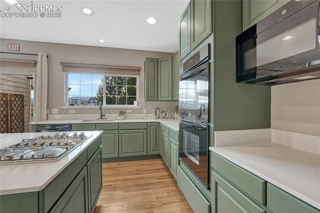 $599,999 | 3680 Pony Tracks Drive, Colorado Springs, CO 80922