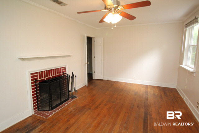 271 Border Drive West Mobile, AL 36608 - Photo 3 of 16 Living Room
