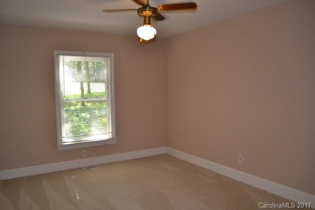165 Thousand Oaks Road Fort Mill, SC 29707 - Photo 12 of 18 Gallery Image 12