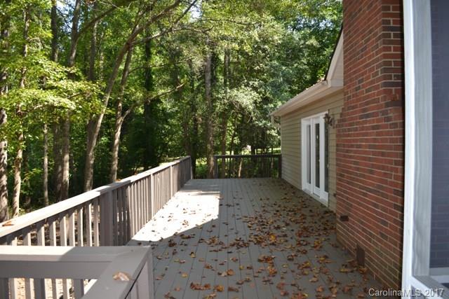 165 Thousand Oaks Road Fort Mill, SC 29707 - Photo 17 of 18 Gallery Image 17