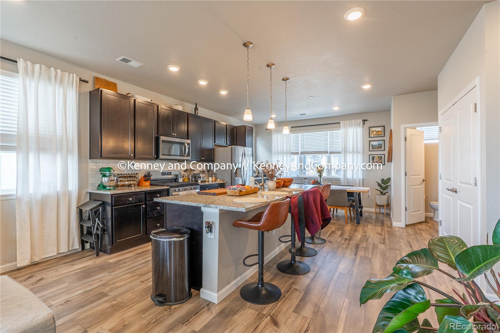 6920 Merseyside Lane Castle Pines, CO 80108 - Photo 7 of 26