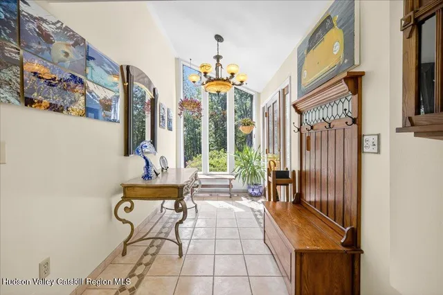 $1,149,000 | 68 Tall Oaks Drive, Kingston, NY 12401