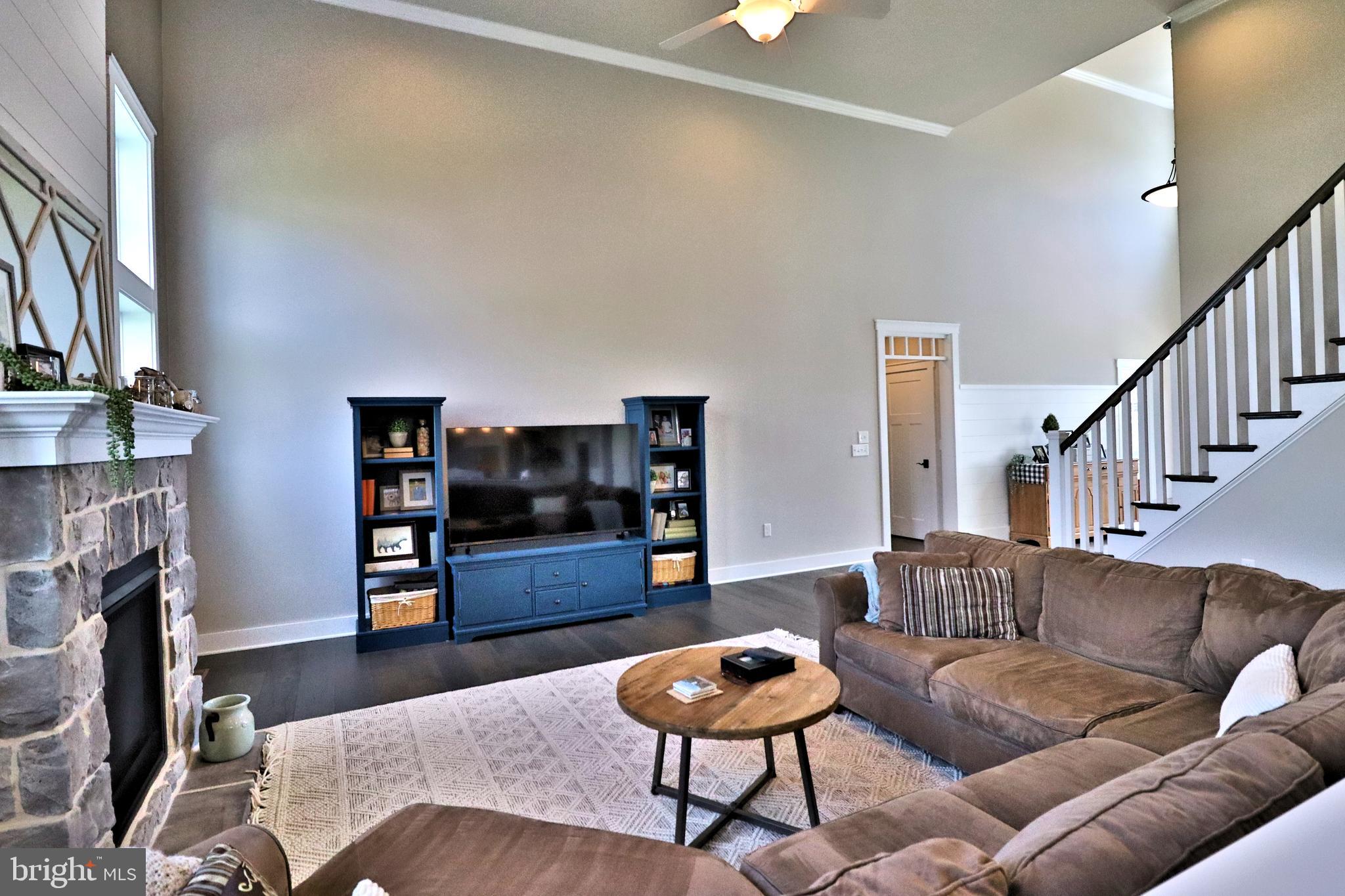 1071 Valley Crossing Drive Lititz, PA 17543 - Photo 20 of 61