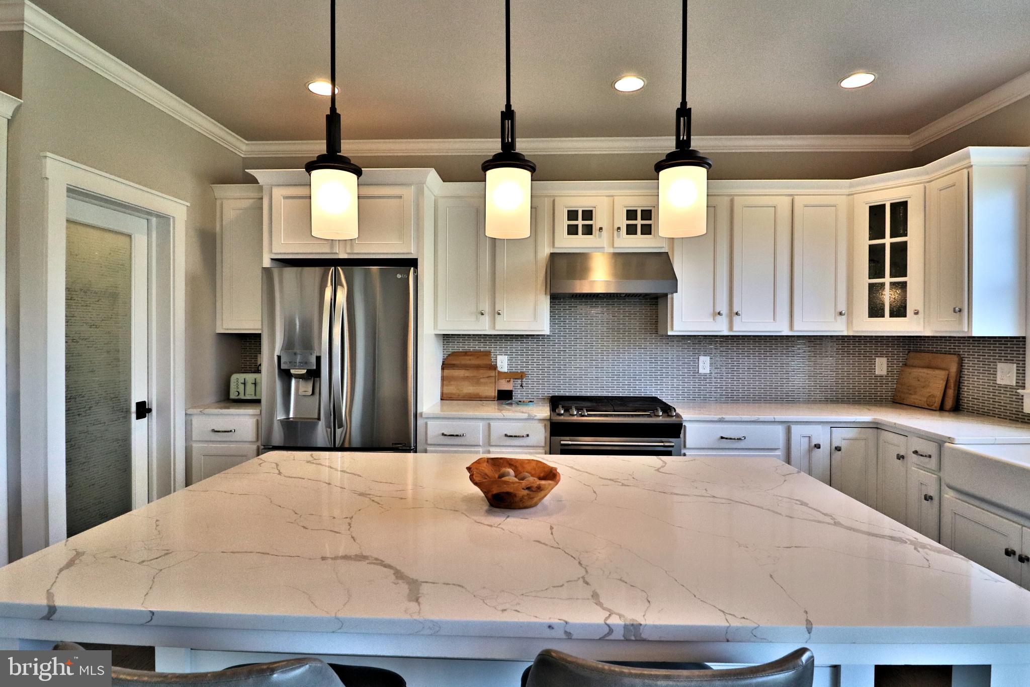 1071 Valley Crossing Drive Lititz, PA 17543 - Photo 26 of 61