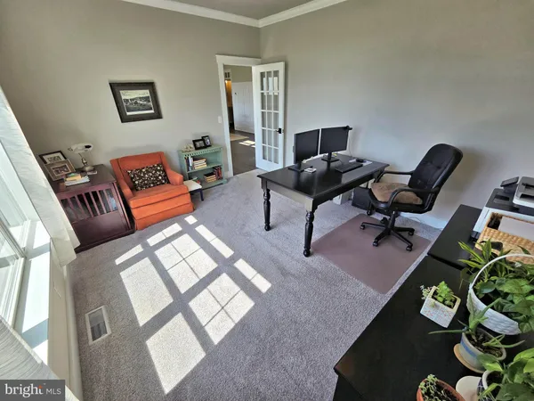 $835,000 | 1071 Valley Crossing Drive, Lititz, PA 17543