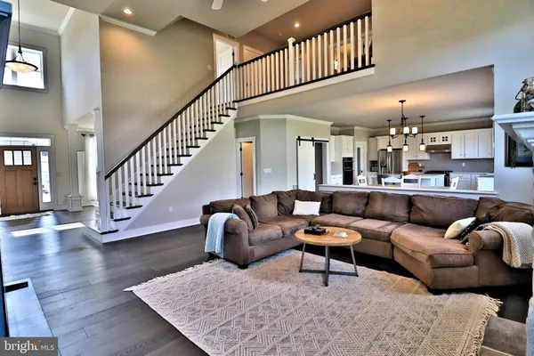 $835,000 | 1071 Valley Crossing Drive, Lititz, PA 17543
