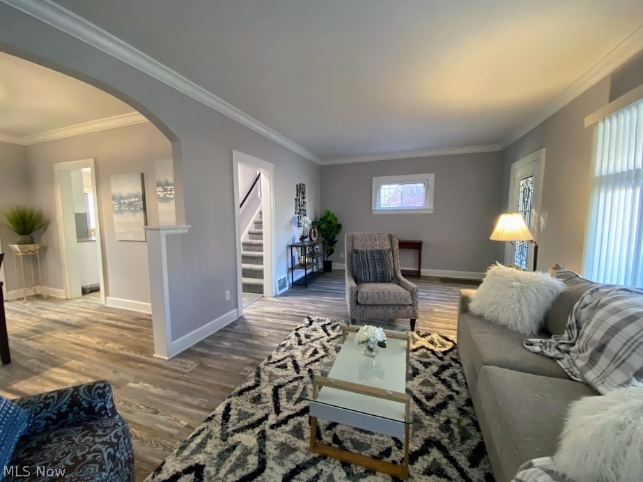 3612 Menlo Road Cleveland, OH 44120 - Photo 3 of 14