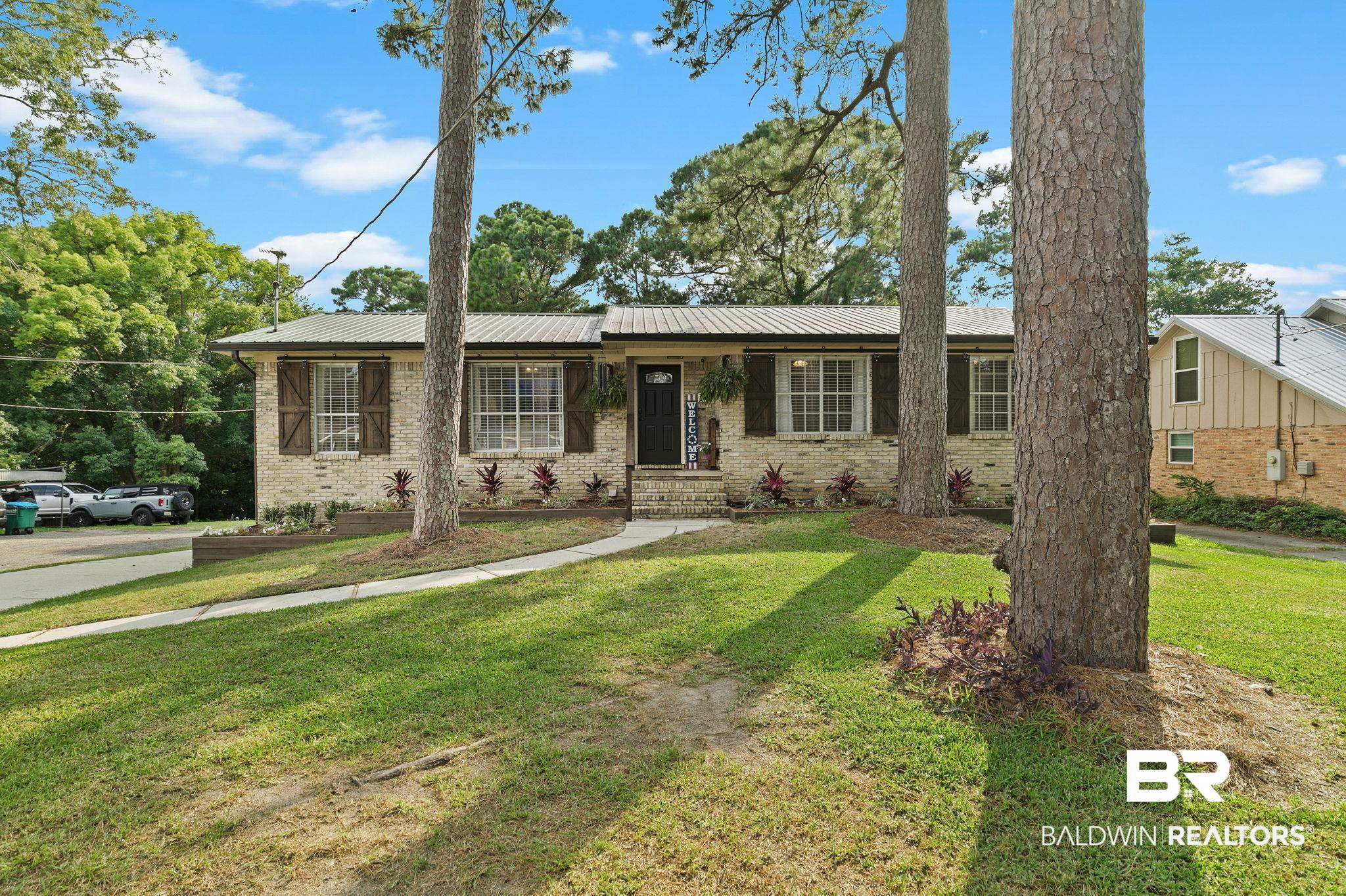14 Lee Circle Daphne, AL 36527 - Photo 1 of 83 Ranch-style house with a front yard