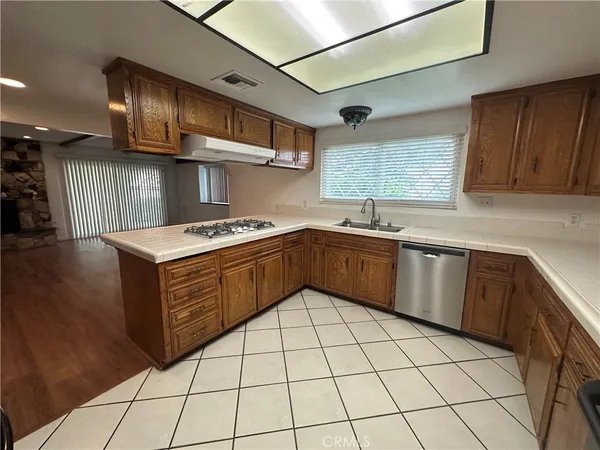 $4,850 | 9388 Valley View Street, Rancho Cucamonga, CA 91737