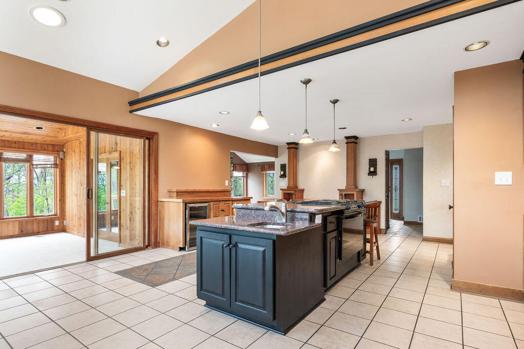 16995 West Small Road New Berlin, WI 53151 - Photo 39 of 48 Kitchen Island With Sink