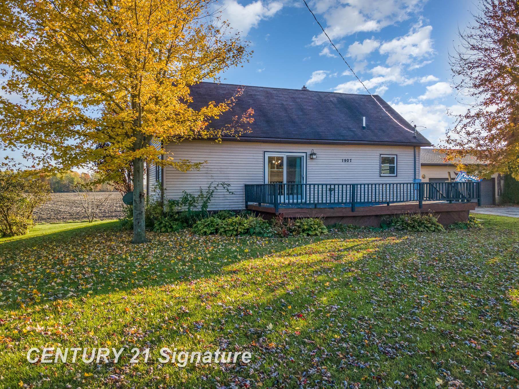 1907 West Neuman Road Pinconning, MI 48650 - Photo 27 of 28