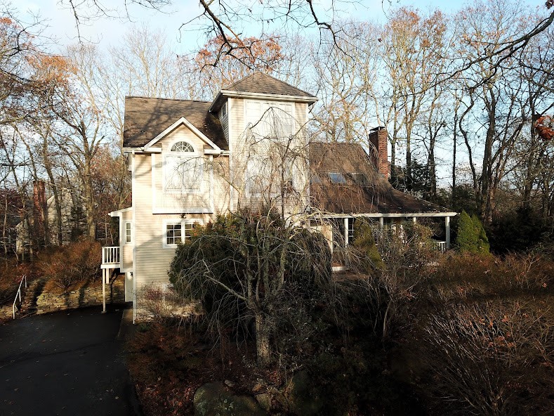 44 Rockridge Road Westerly, RI 02891 - Photo 9 of 19