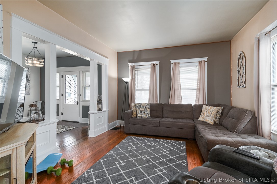 175 York Road Austin, IN 47102 - Photo 8 of 24 Gallery Image 8