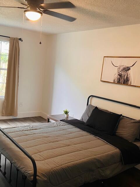 2525 Susanday Drive Orlando, FL 32812 - Photo 5 of 51 FullSizeRender (74)