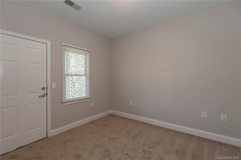 783 Grandin Road Charlotte, NC 28208 - Photo 19 of 46 Gallery Image 19