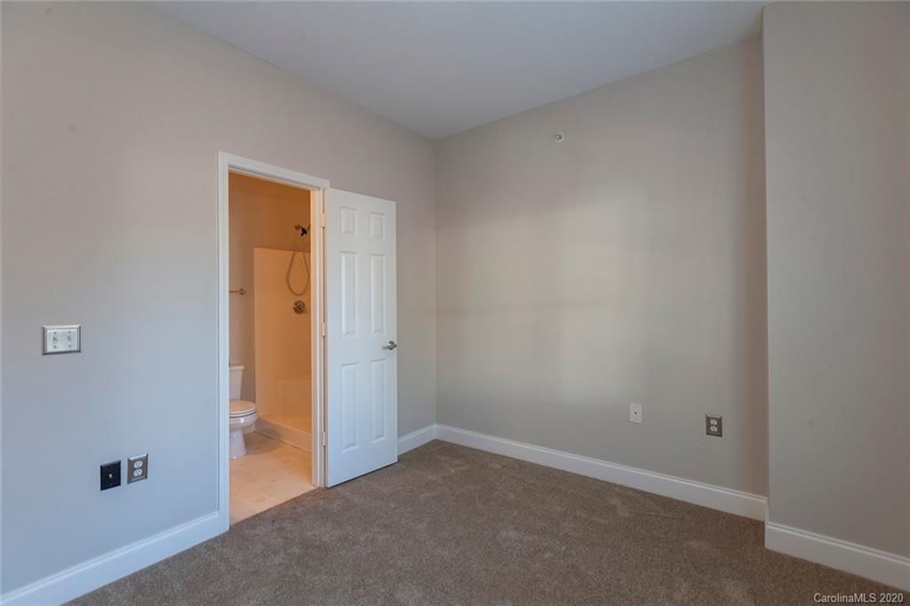 783 Grandin Road Charlotte, NC 28208 - Photo 27 of 46 Gallery Image 27