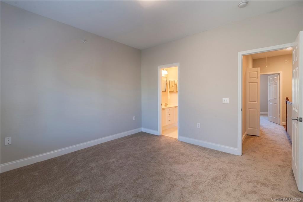 783 Grandin Road Charlotte, NC 28208 - Photo 35 of 46 Gallery Image 35