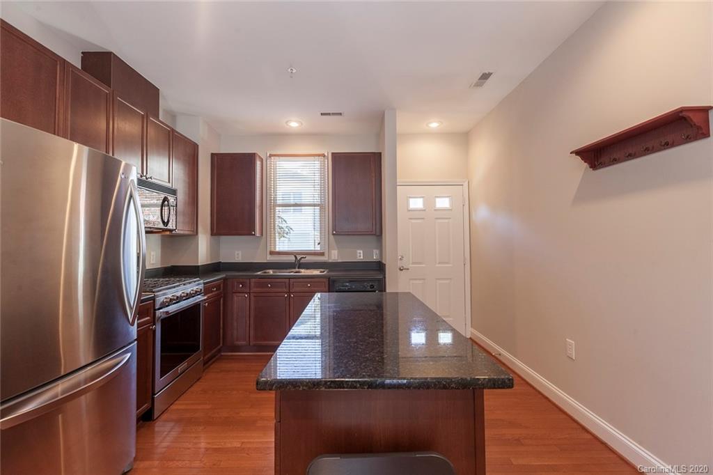 783 Grandin Road Charlotte, NC 28208 - Photo 10 of 46 Gallery Image 10