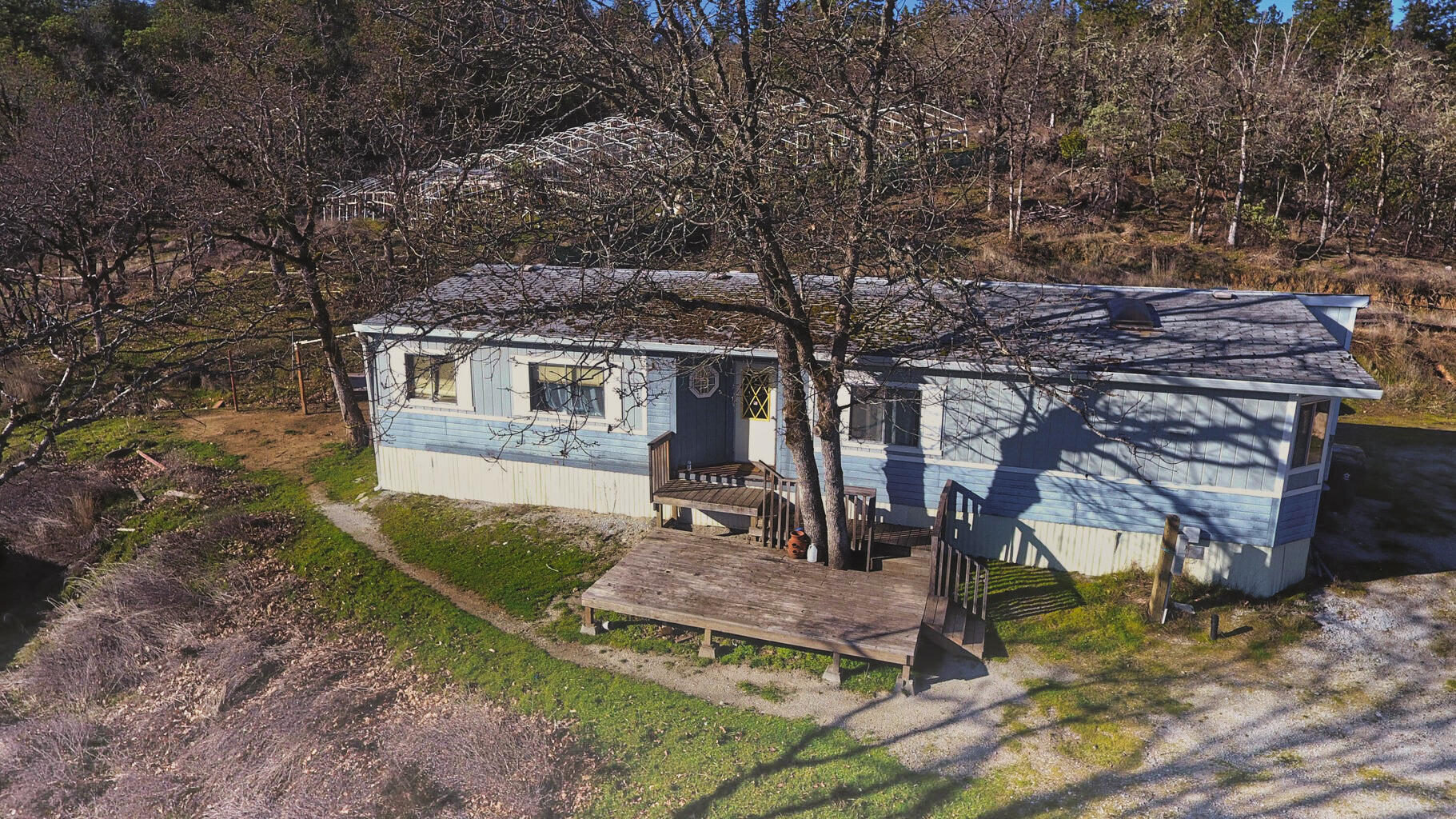 7251 Hugo Road Grants Pass, OR 97526 - Photo 3 of 13 20230214220251459545000000-o