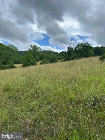 $379,000 | 534 Co Rte 10/2, Franklin, WV 26807