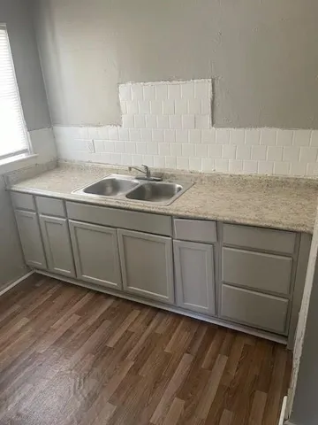 $109,900 | 6101 Indiana Avenue, Kansas City, MO 64130