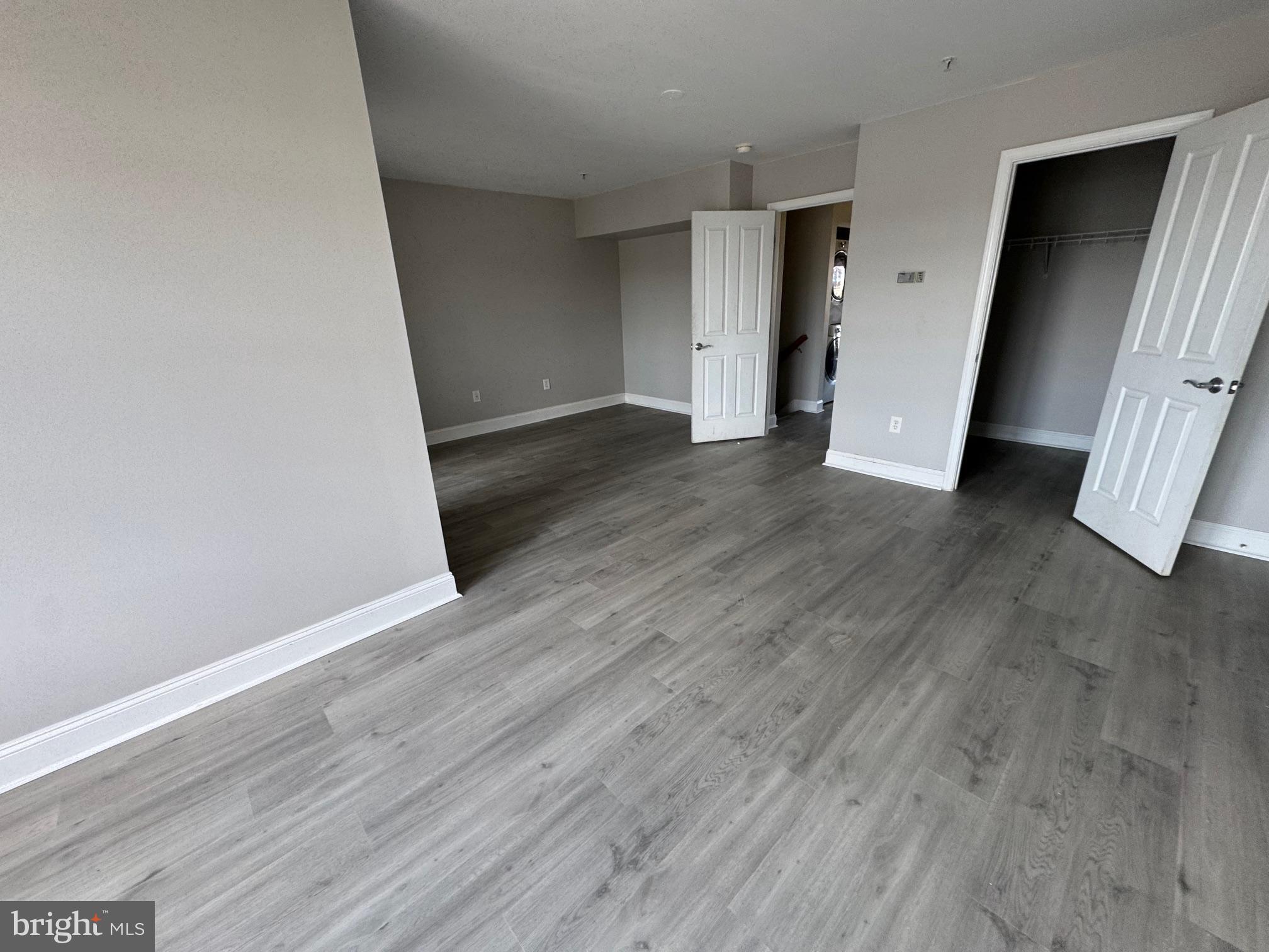 831 Ramsay Street Baltimore, MD 21230 - Photo 12 of 16 Primary suite w/on suite bath