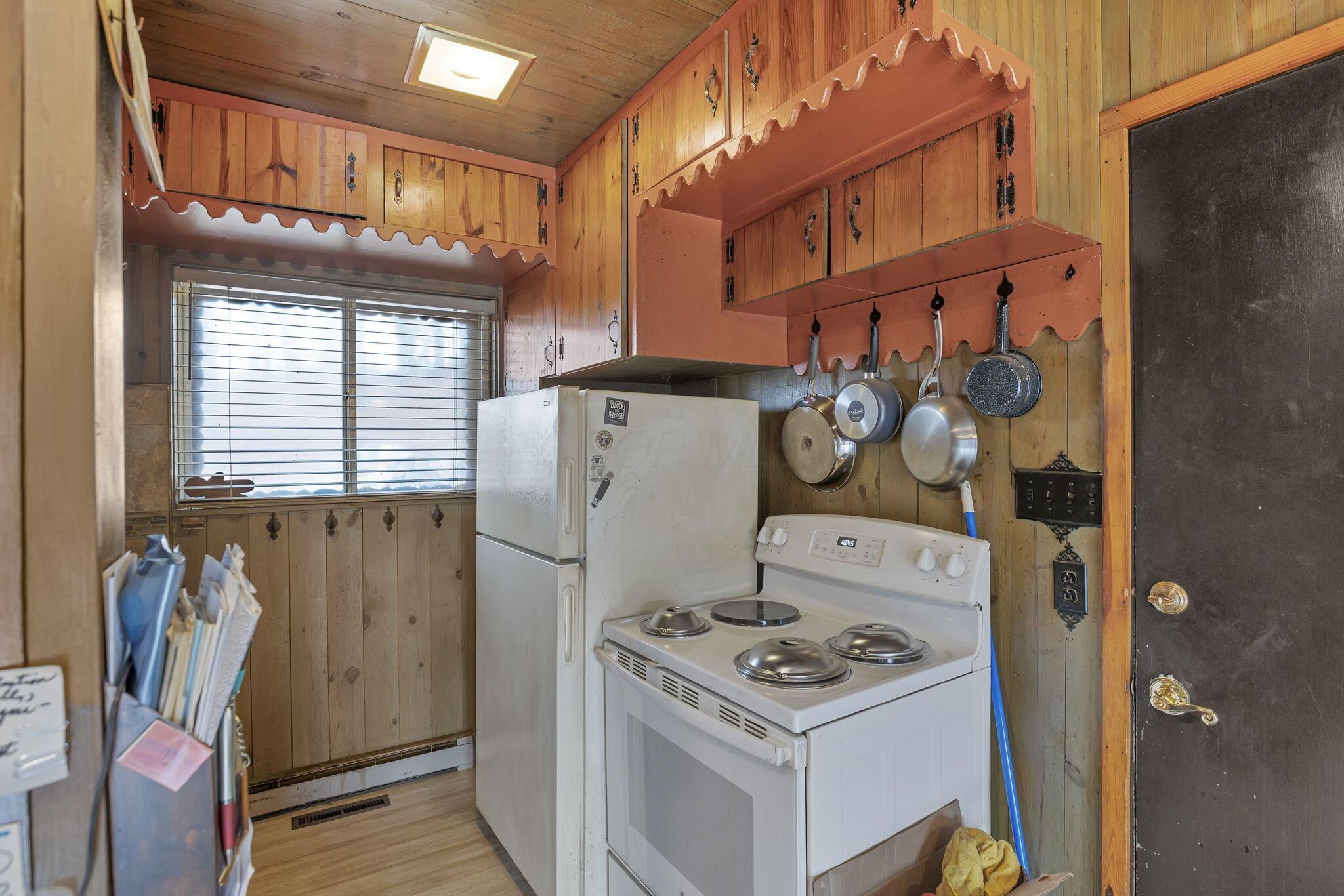 9050 Dalzell Road Lower Salem, OH 45745 - Photo 19 of 93 House, Kitchen - 9050 Dalzell Rd, Lower Salem, OH 45745