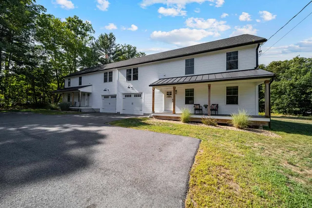 $750,000 | 17 B Page Road, Kingston, NH 03848