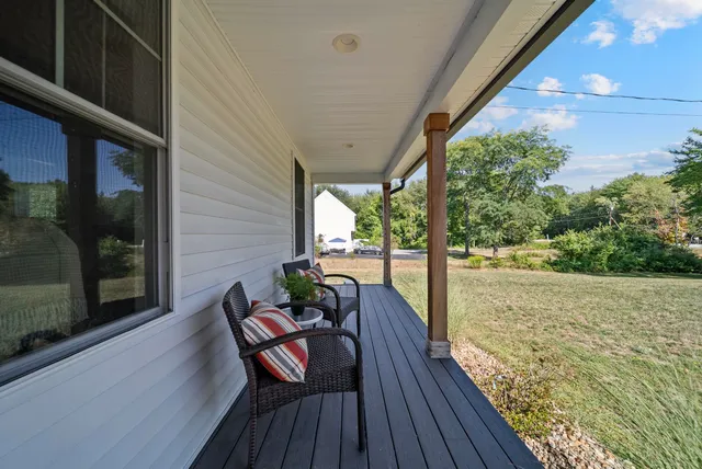 $750,000 | 17 B Page Road, Kingston, NH 03848