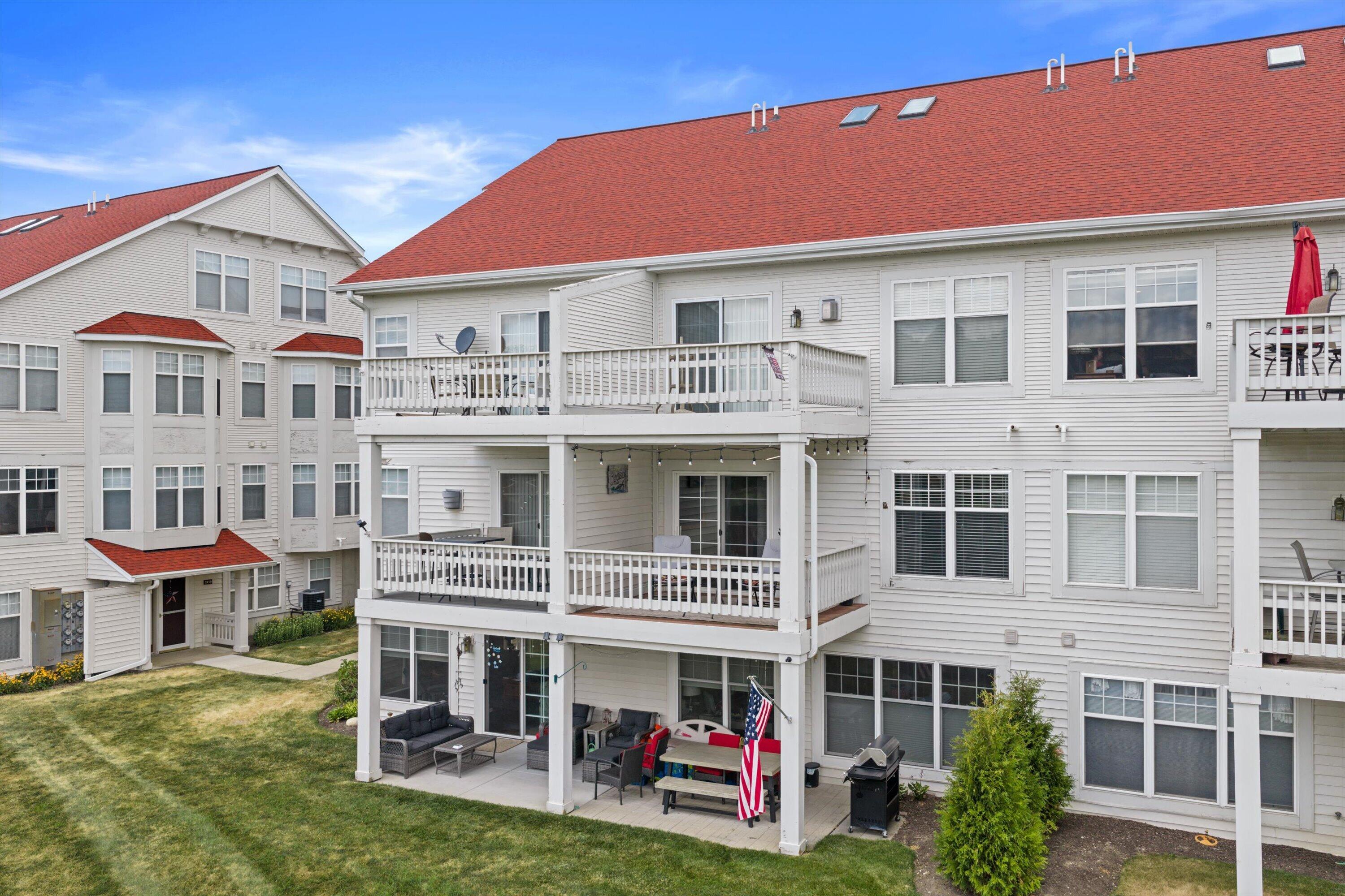 2107 Landings Lane Delavan, WI 53115 - Photo 24 of 30 Balcony