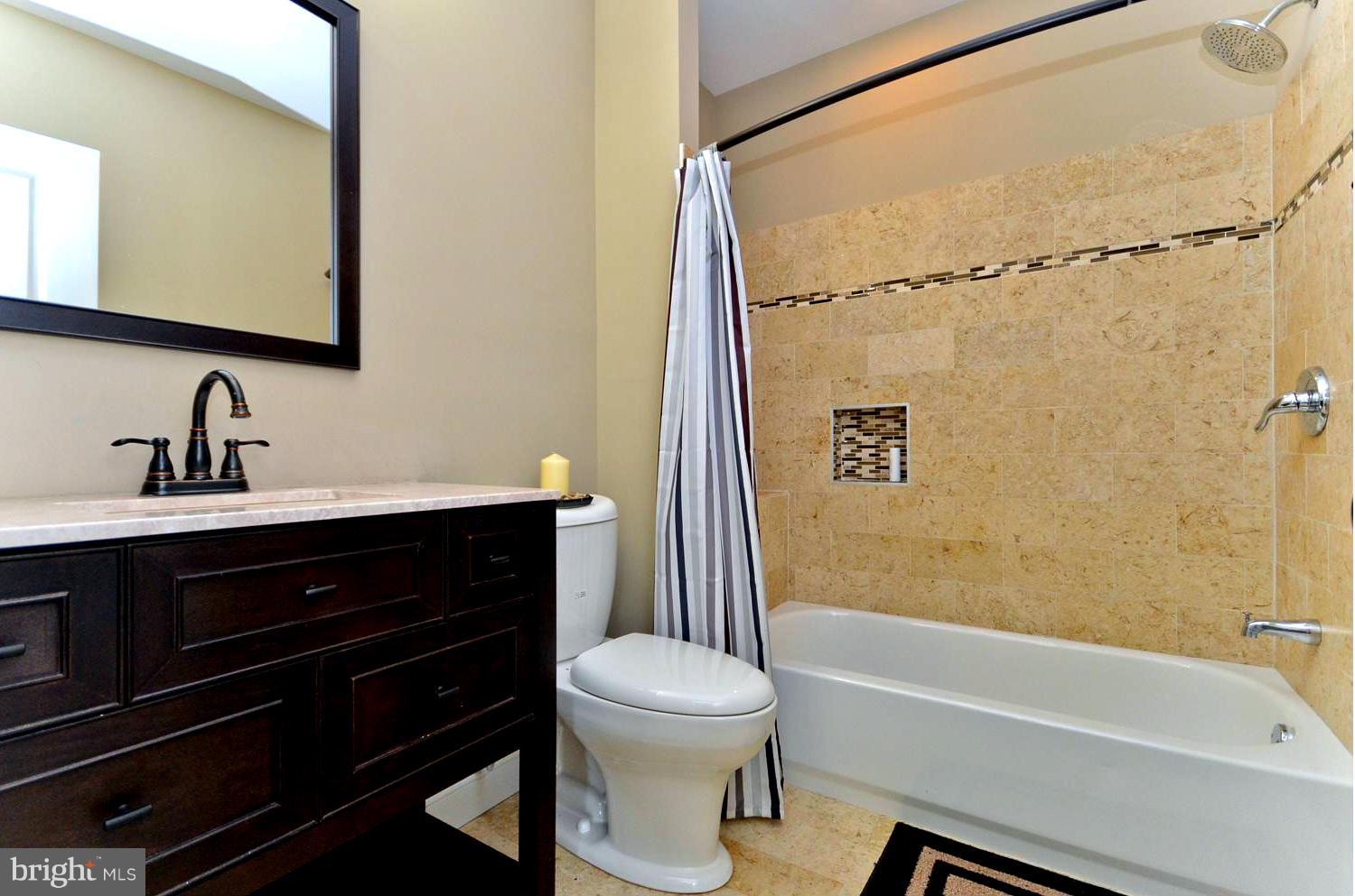 411 Rittenhouse Street Northwest Washington, DC 20011 - Photo 15 of 30 Bath