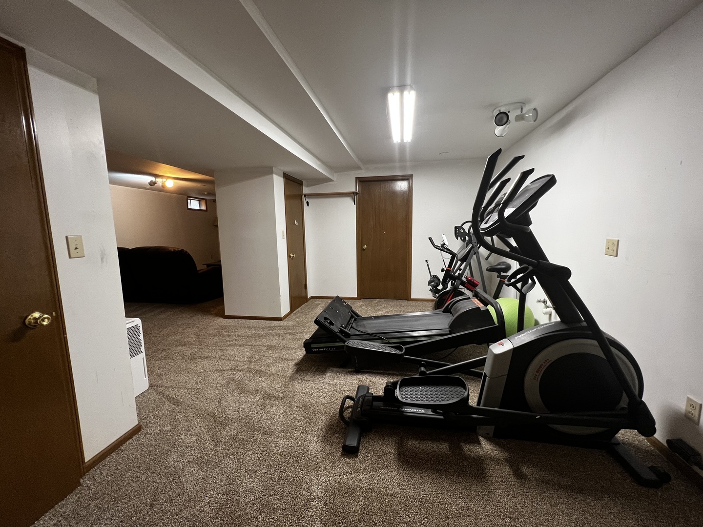 303 Minnesota Drive Dixon, IL 61021 - Photo 31 of 34 a view of a room with gym equipment