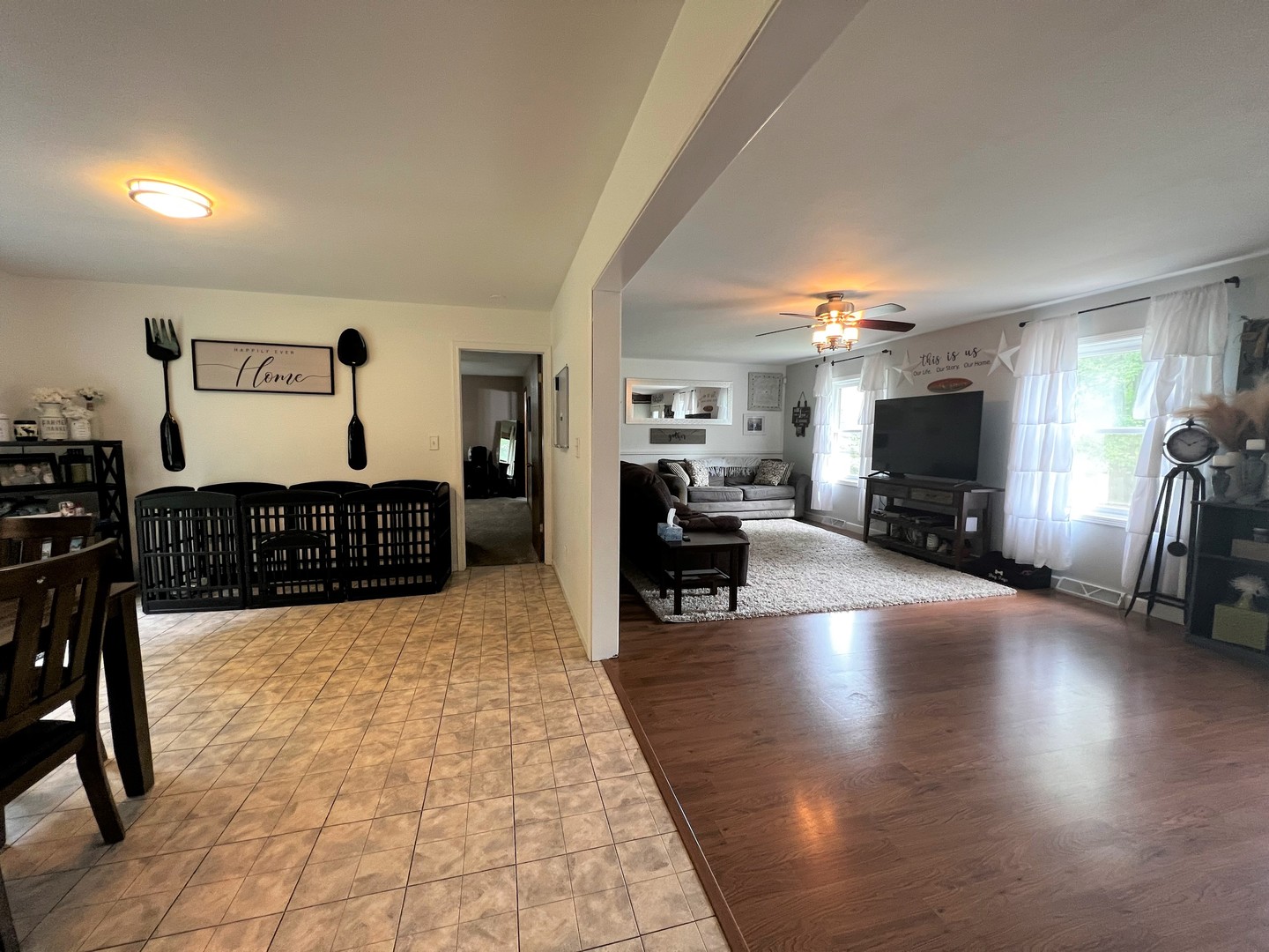 303 Minnesota Drive Dixon, IL 61021 - Photo 7 of 34 a living room with furniture and a flat screen tv