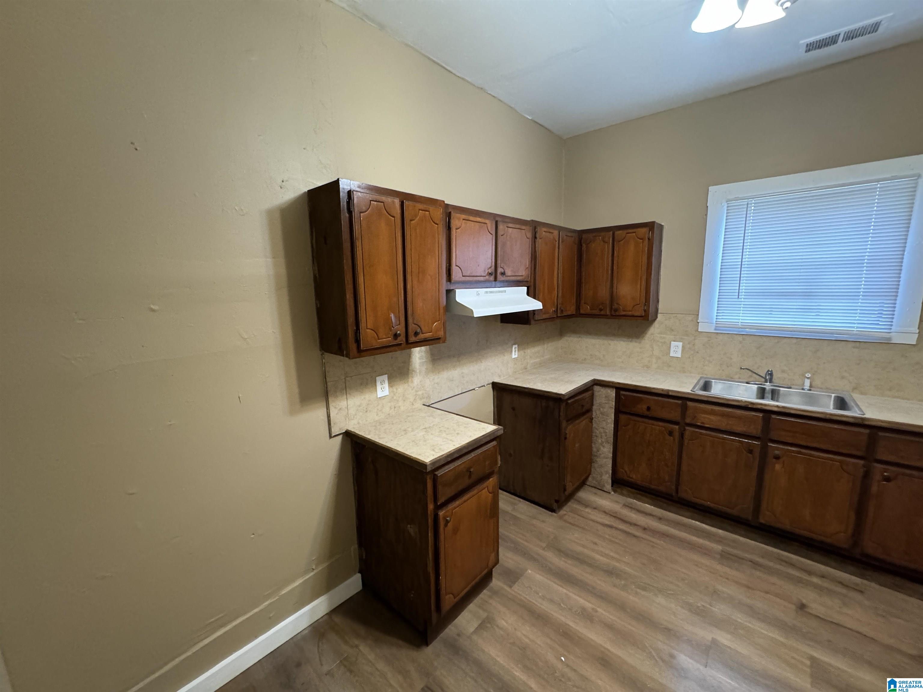 817 12th Street Southwest Birmingham, AL 35211 - Photo 16 of 20