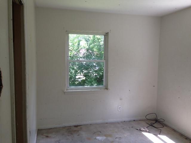 2990 Gerbert Road Columbus, OH 43224 - Photo 7 of 8 Gallery Image 7