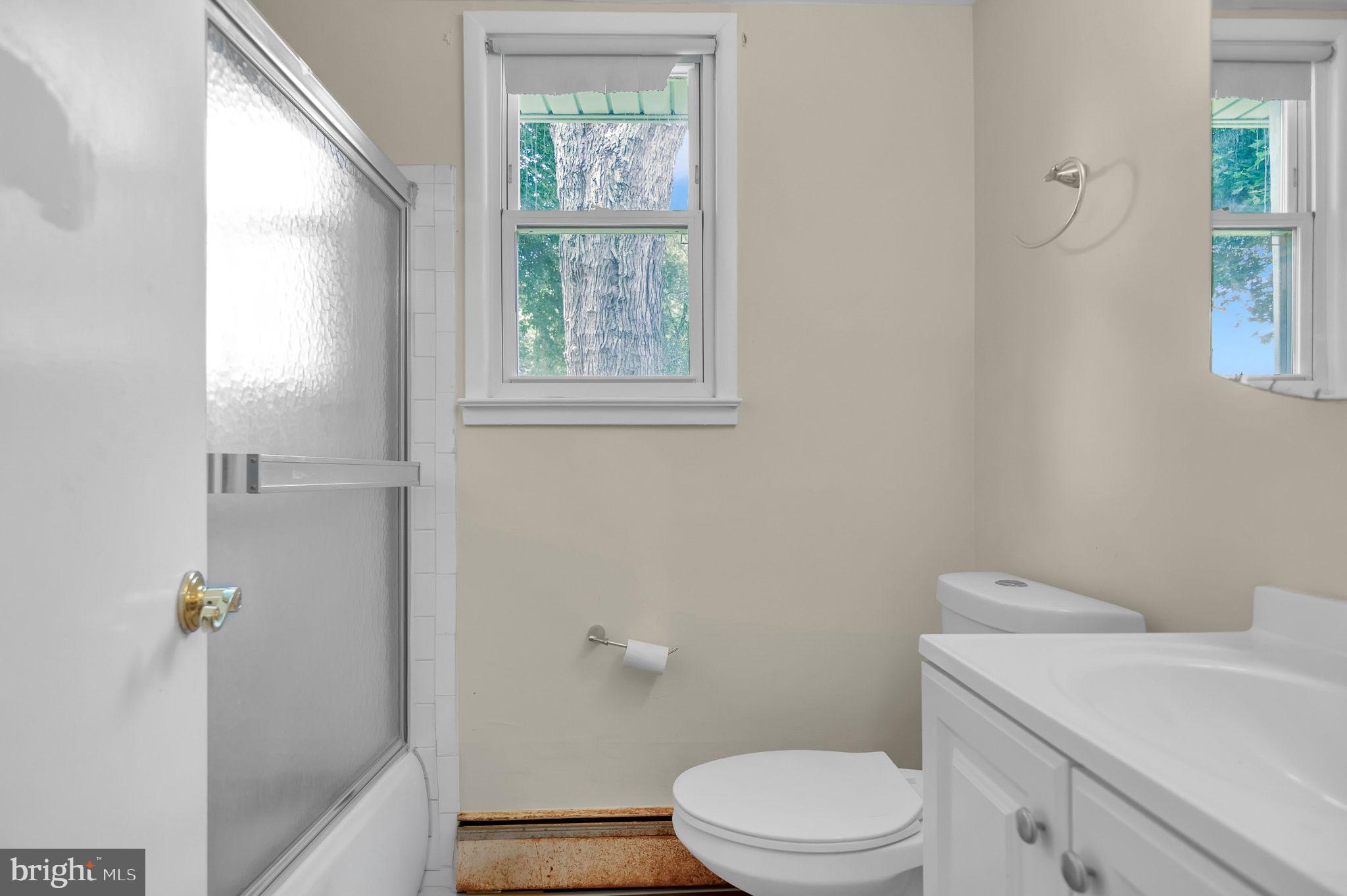 1301 Columbia Road Woodbridge, VA 22191 - Photo 23 of 31 Gallery Image 23