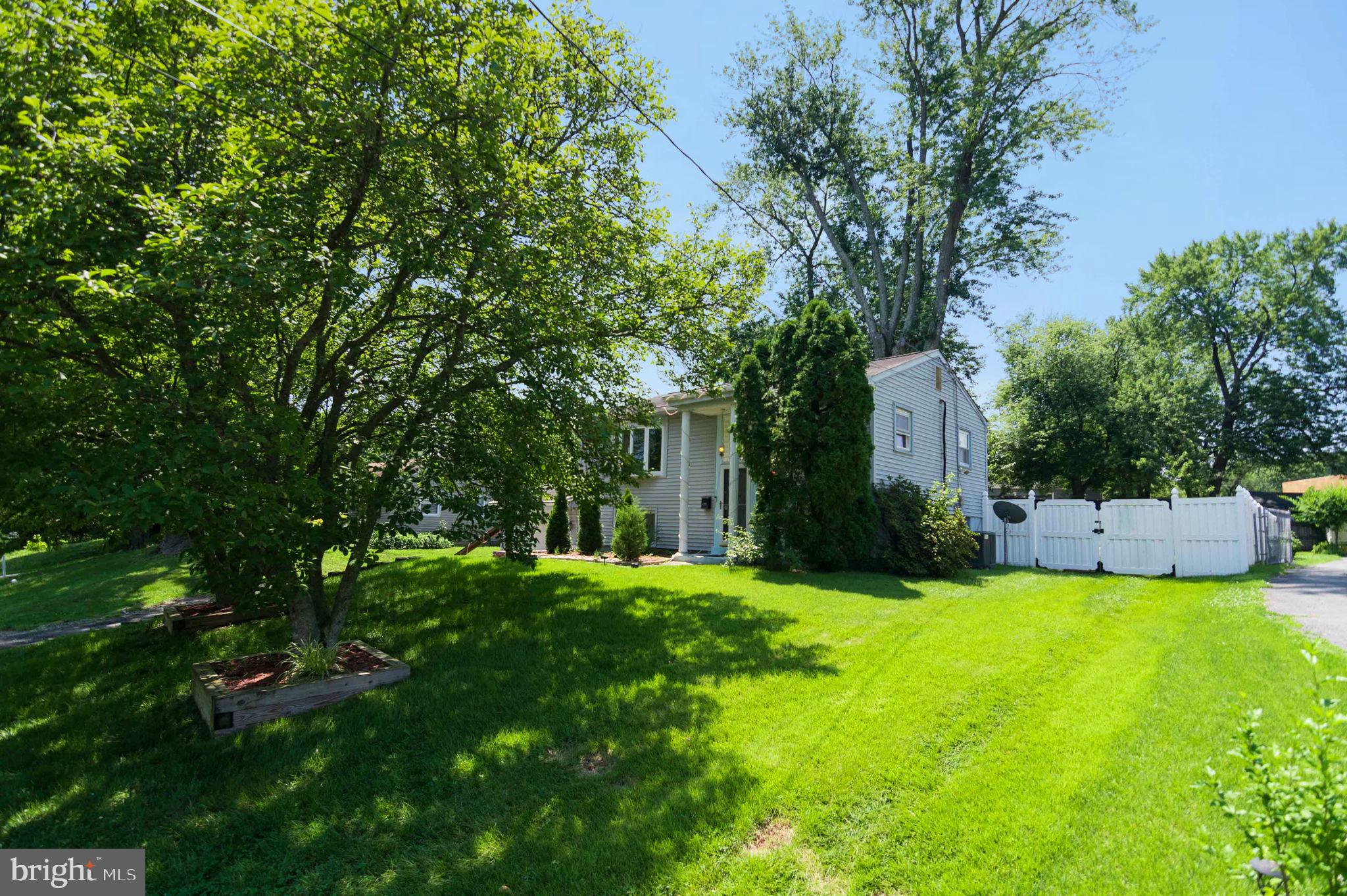 1301 Columbia Road Woodbridge, VA 22191 - Photo 4 of 31 Gallery Image 4