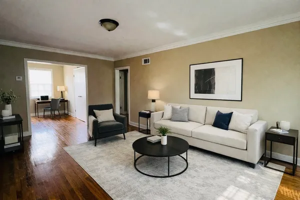 $1,495 | 4868 Southern Avenue, Memphis, TN 38117