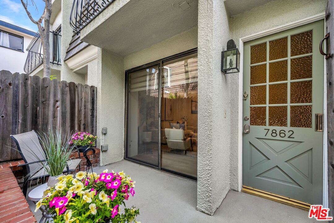 7862 West Manchester Avenue Playa del Rey, CA 90293 - Photo 5 of 43