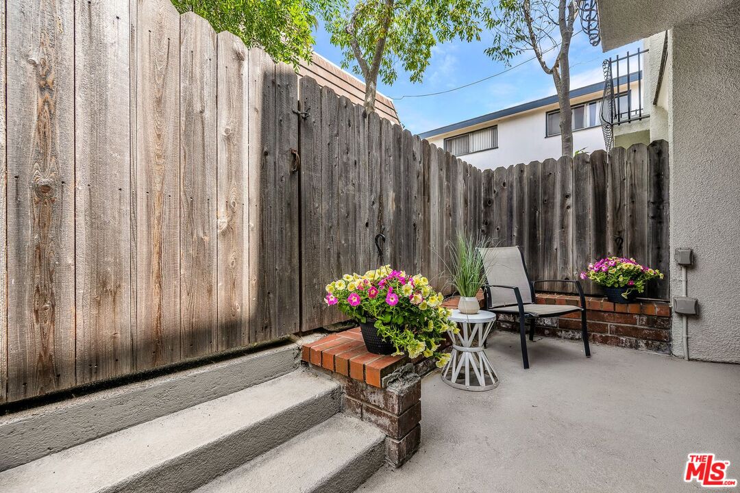 7862 West Manchester Avenue Playa del Rey, CA 90293 - Photo 8 of 43