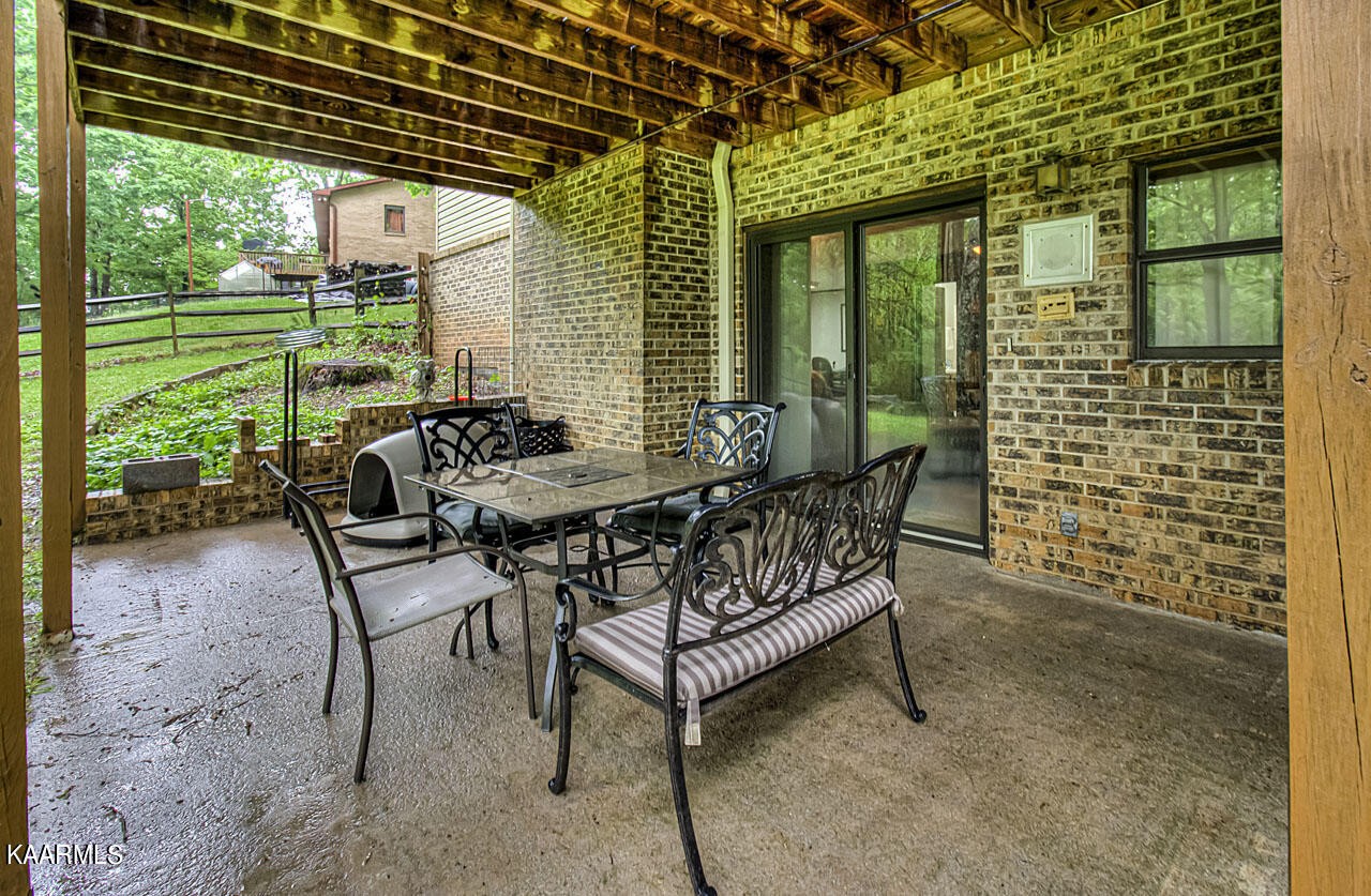 329 Candora Road Maryville, TN 37804 - Photo 36 of 43 Gallery Image 36